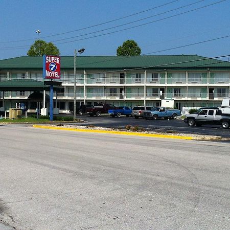 Super 7 Motel Richmond Exterior photo